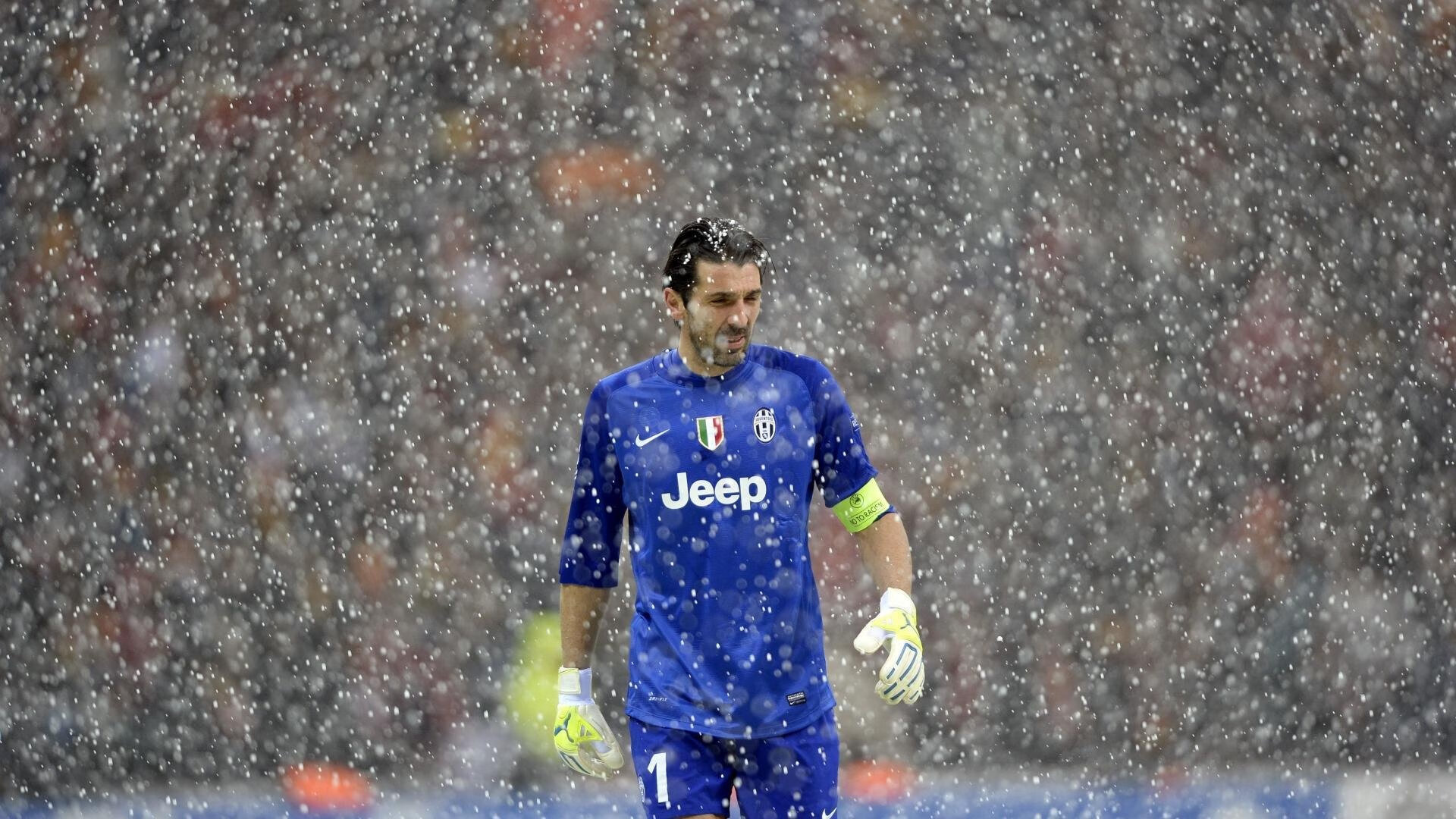 2026年职业拳王统一战 亿万瞩目金腰带之争分出胜负