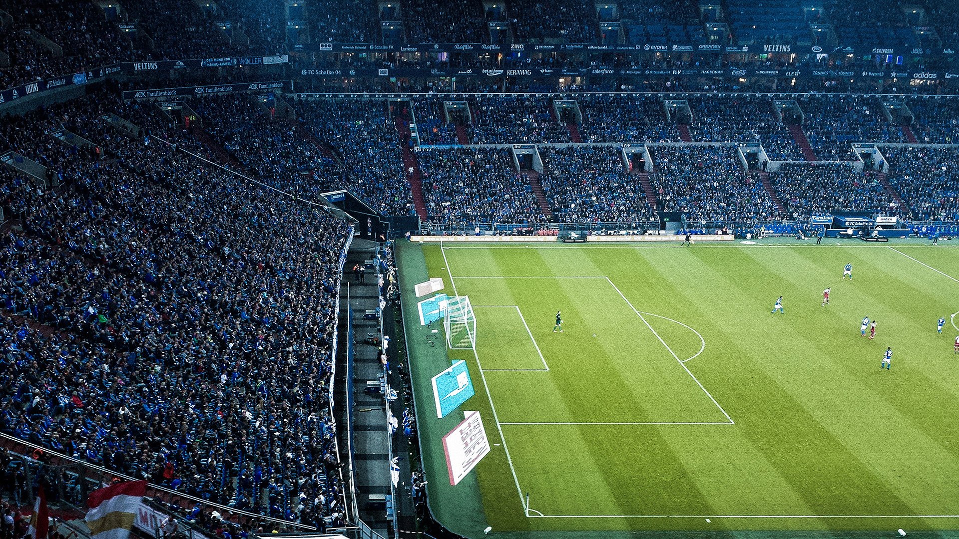 足球联赛竞争格局变化